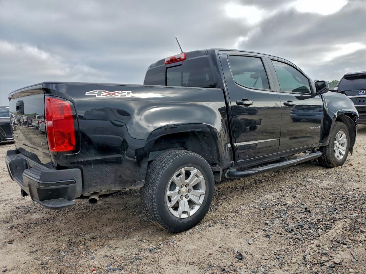 2022 Chevrolet Colorado Lt - Фото 3