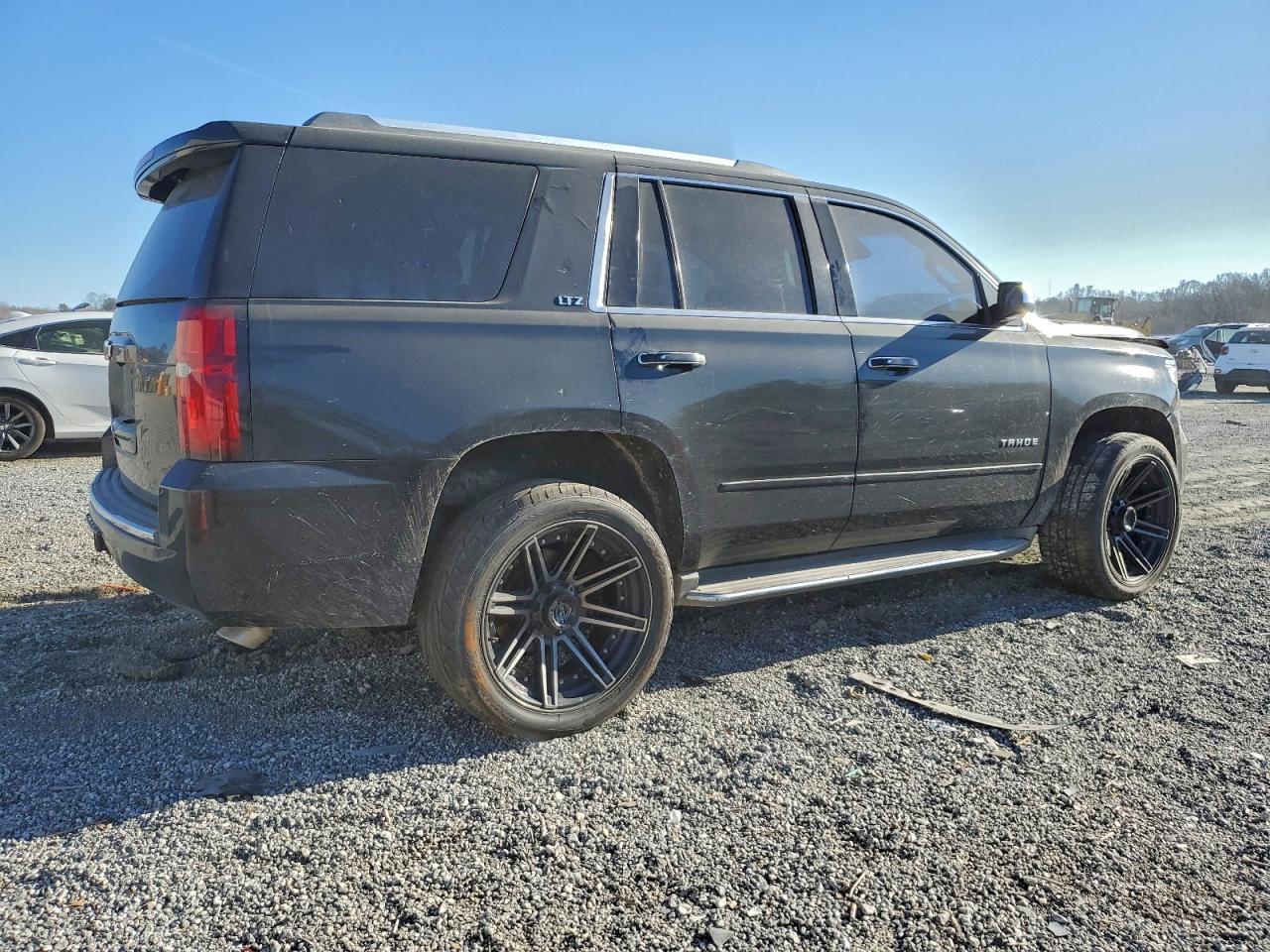 2015 Chevrolet Tahoe K1500 Ltz - Image 3