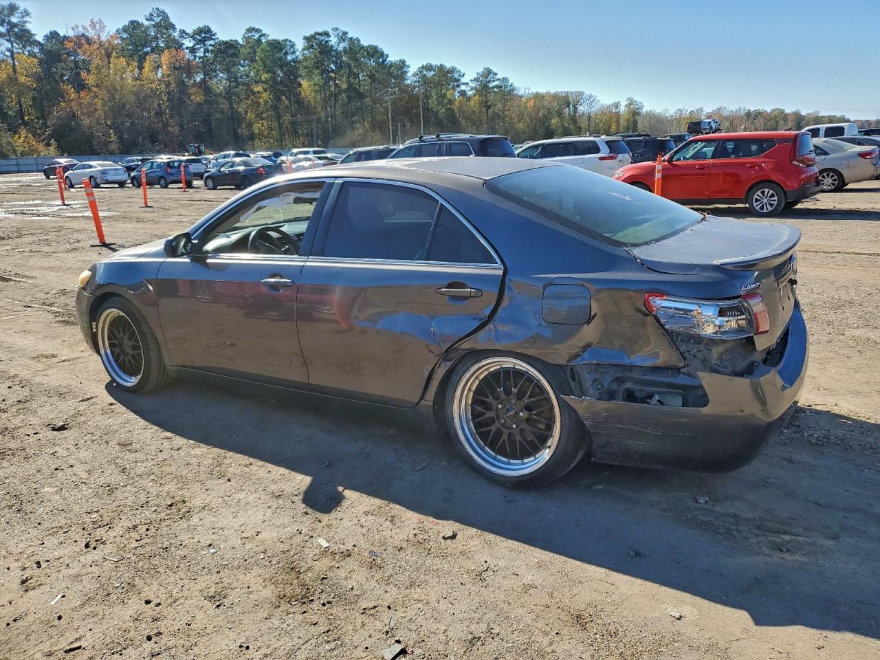 2008 Toyota Camry Le - Фото 2