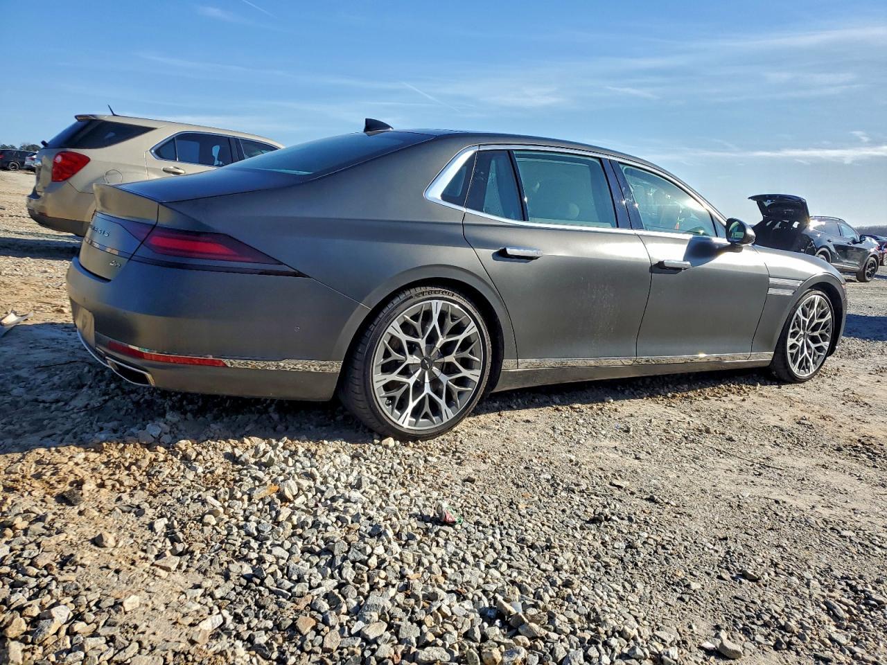 2024 Genesis G90 - Фото 3