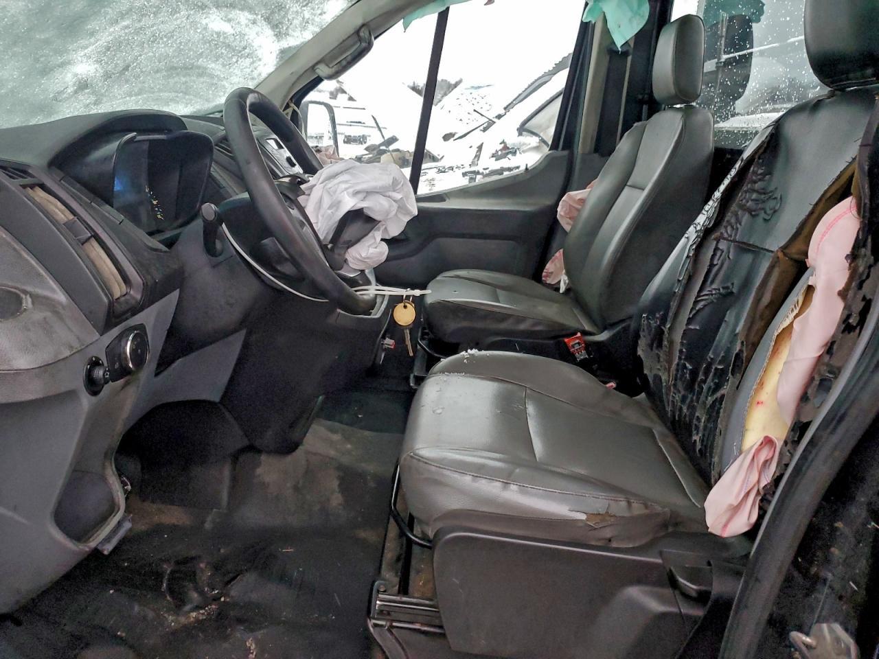 2018 Ford Transit Cab & Chassi - Image 7