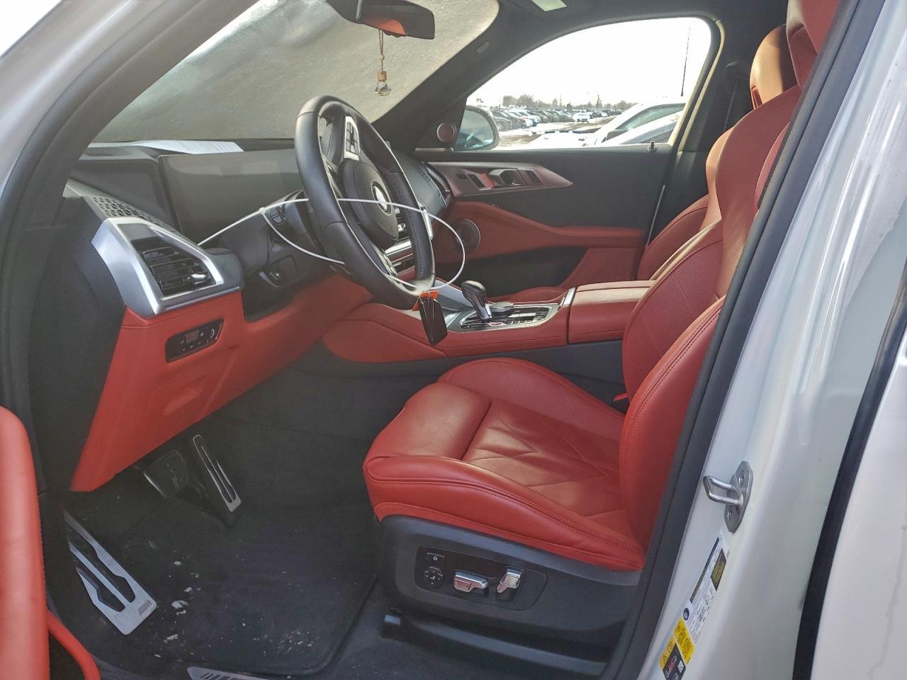 2023 BMW Xm - Фото 7