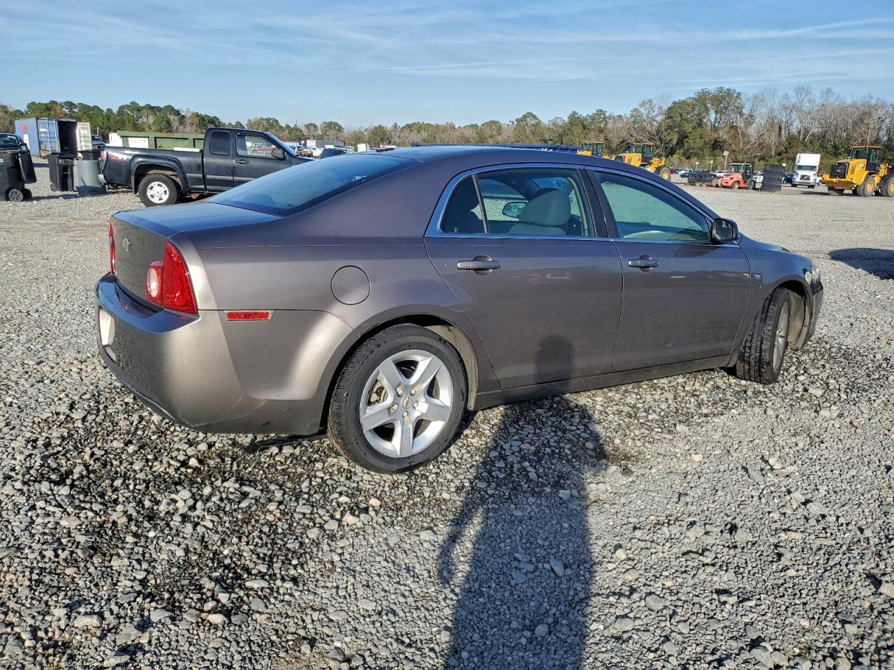 2011 Chevrolet Malibu Ls - Фото 3