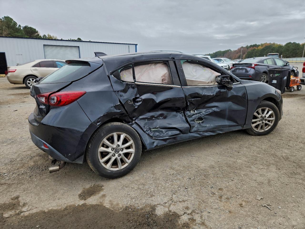 2015 Mazda 3 Grand Touring - Фото 3