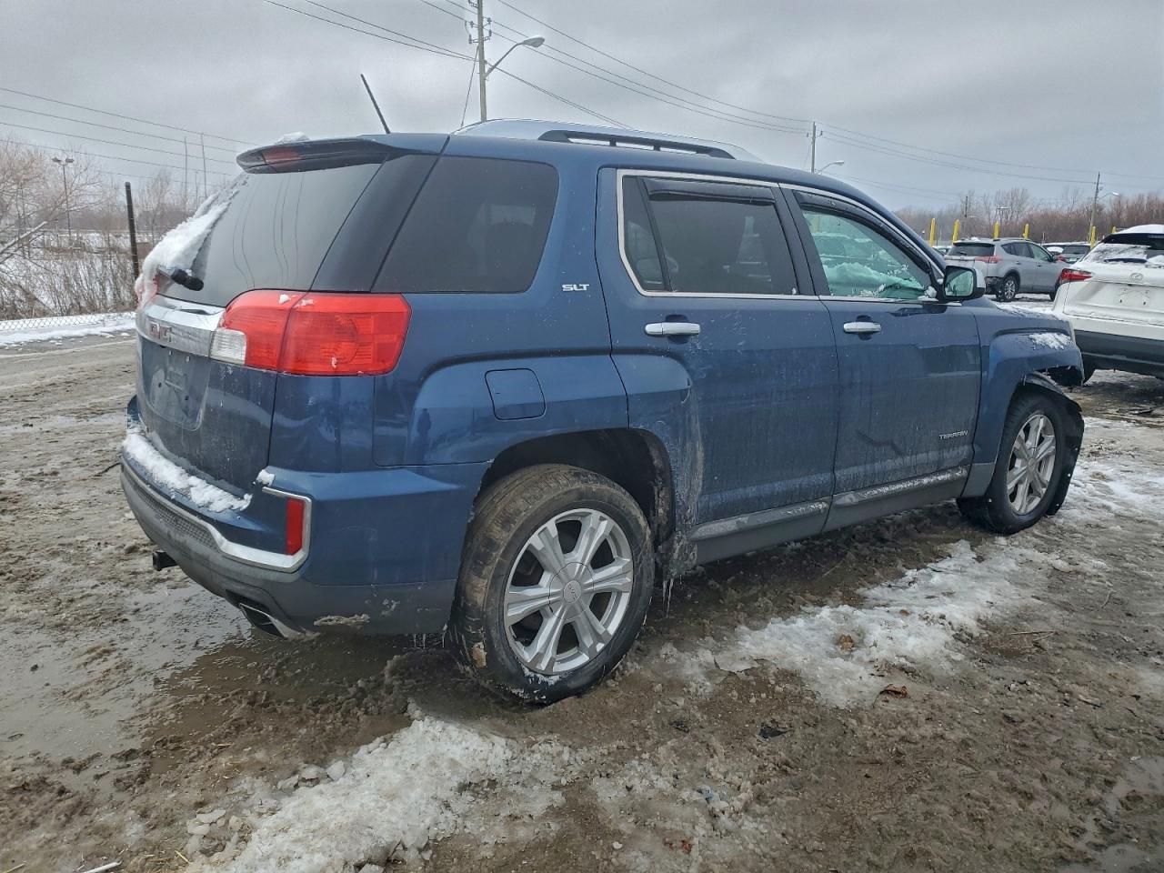 2017 GMC Terrain Slt - Image 3
