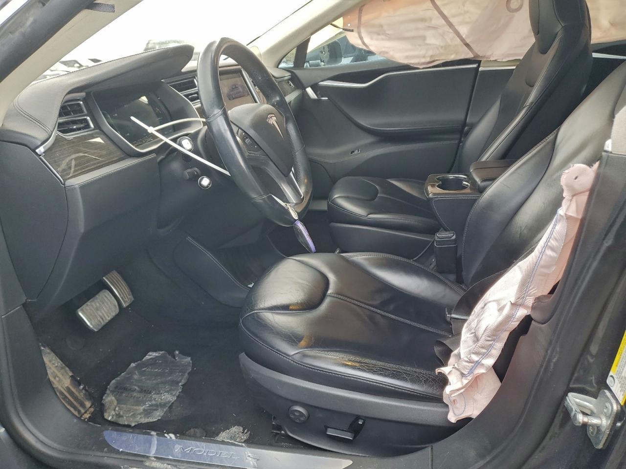 2015 Tesla Model S 85D - Image 7