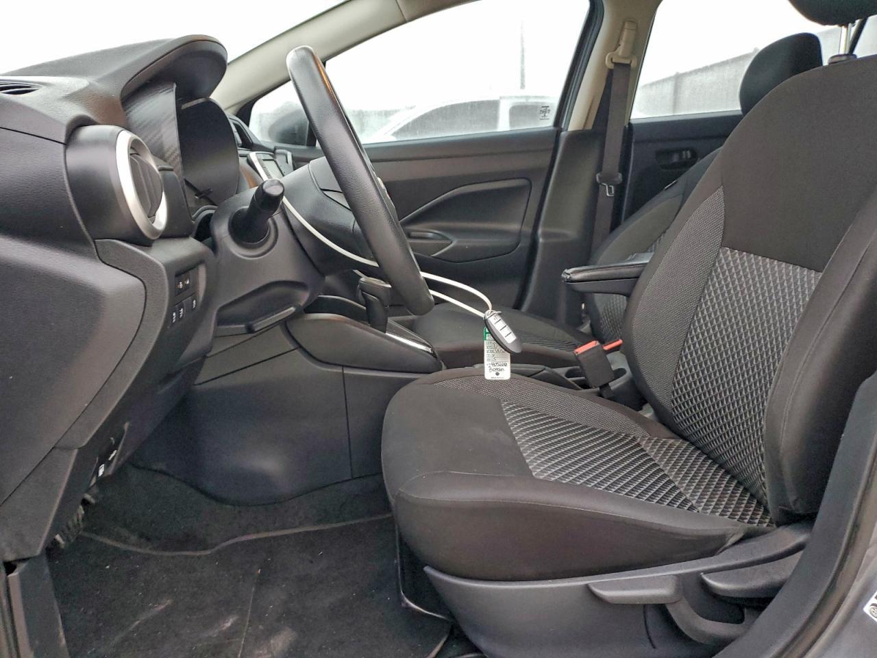 2020 Nissan Versa S - Фото 7