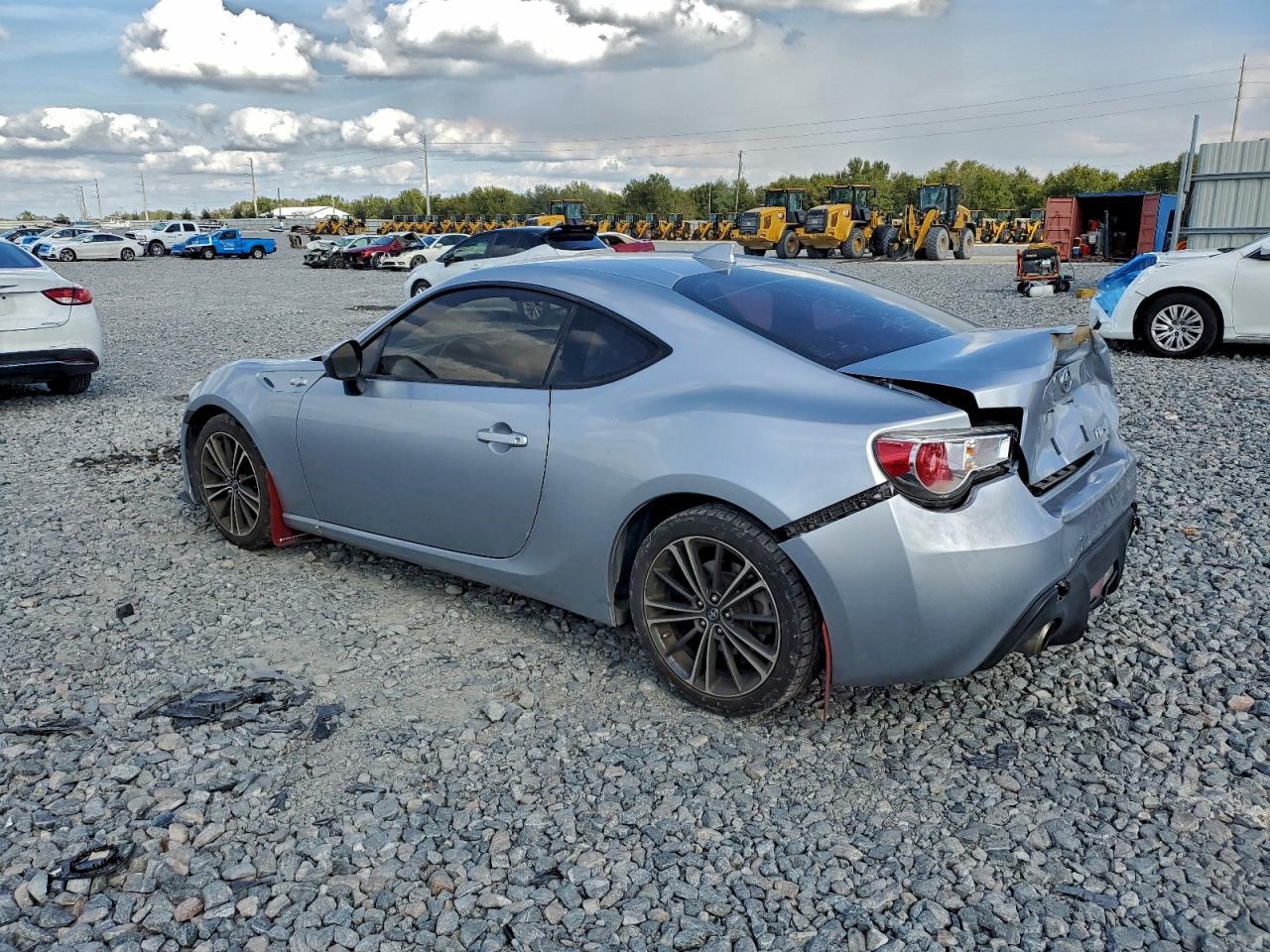 2015 Scion Fr-S Base - Фото 2