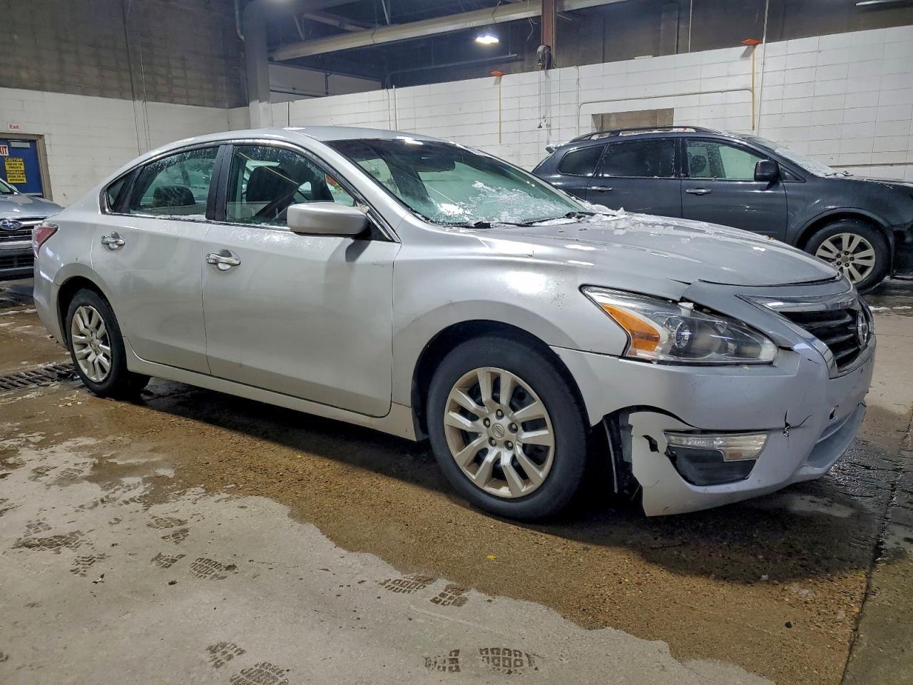 2015 Nissan Altima 2.5 - Фото 4