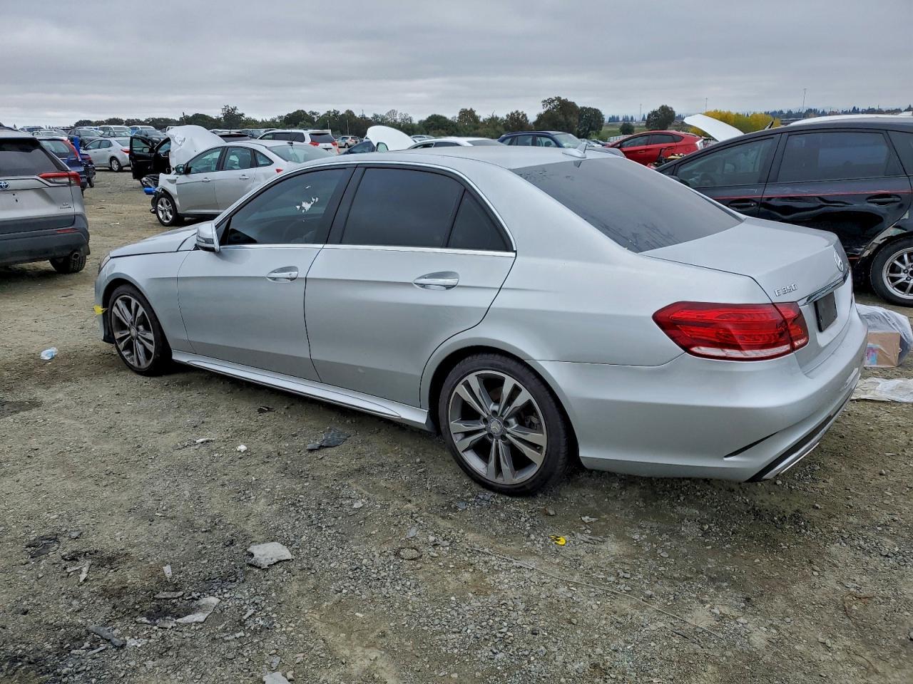 2016 Mercedes-Benz E 350 - Image 2