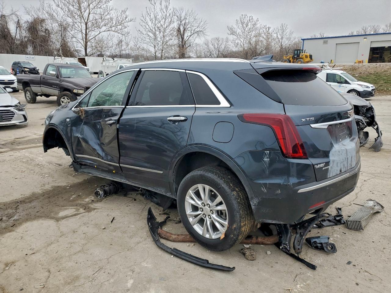 2020 Cadillac Xt5 Luxury - Фото 2