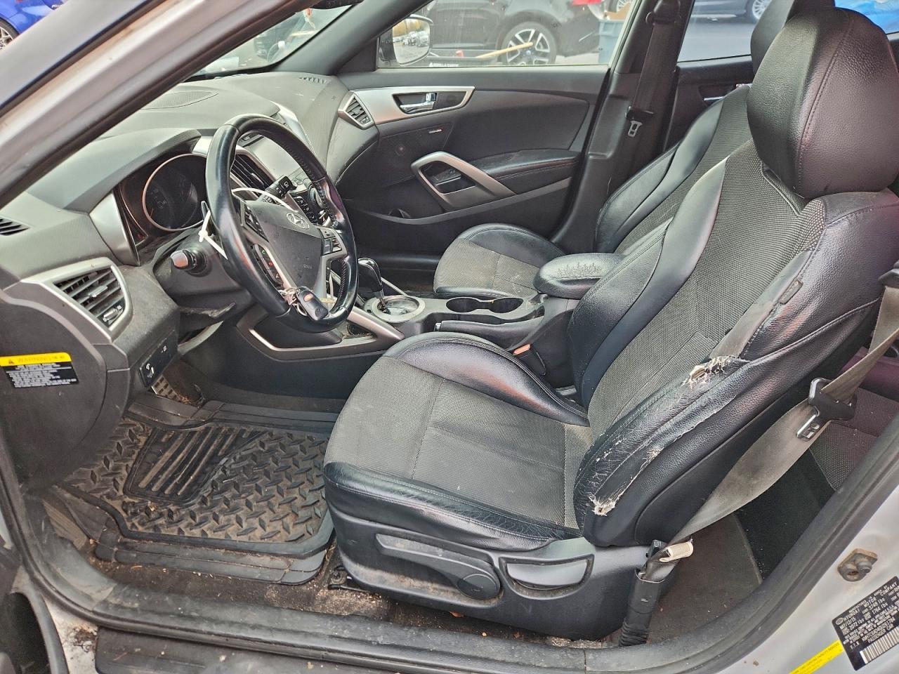 2016 Hyundai Veloster - Фото 7