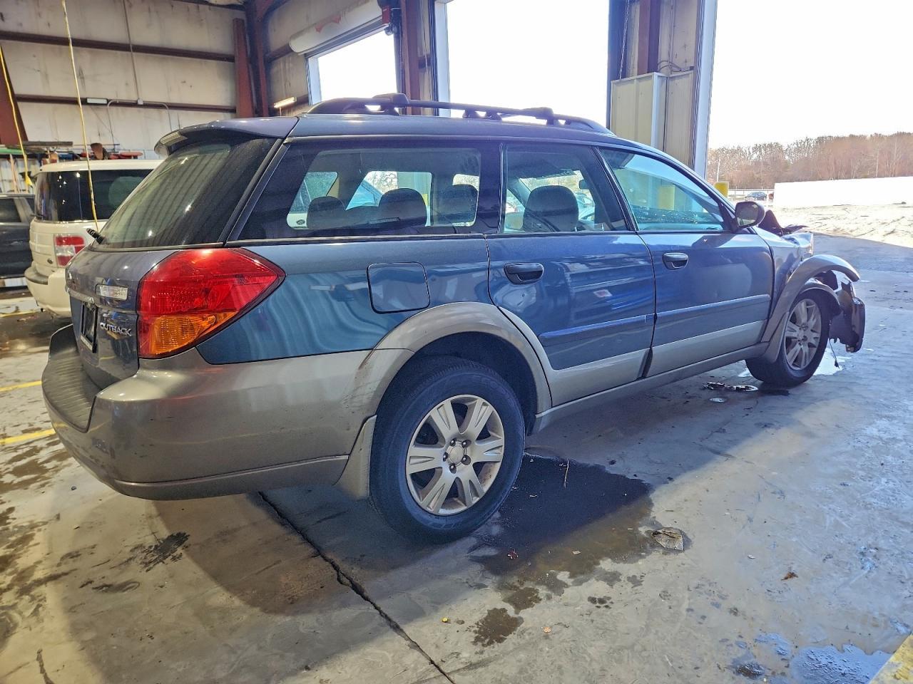 2005 Subaru Legacy Outback 2.5I - Фото 3