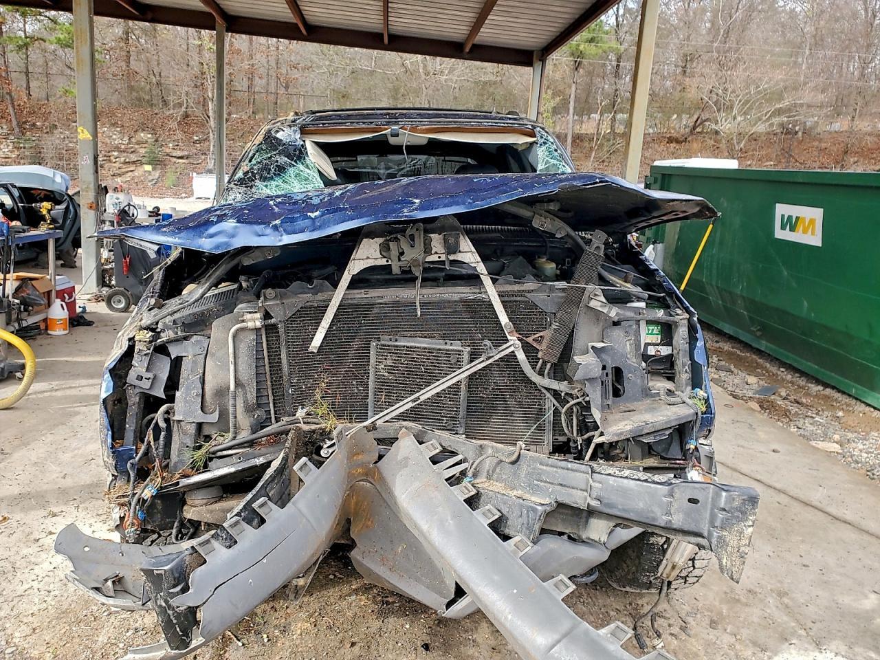 2002 Chevrolet Avalanche K1500 - Image 5