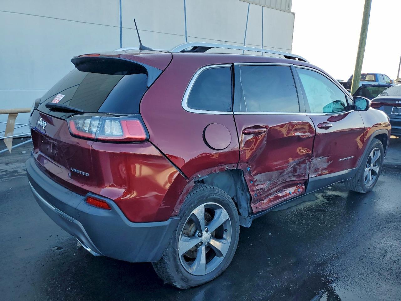 2019 Jeep Cherokee Limited - Image 3