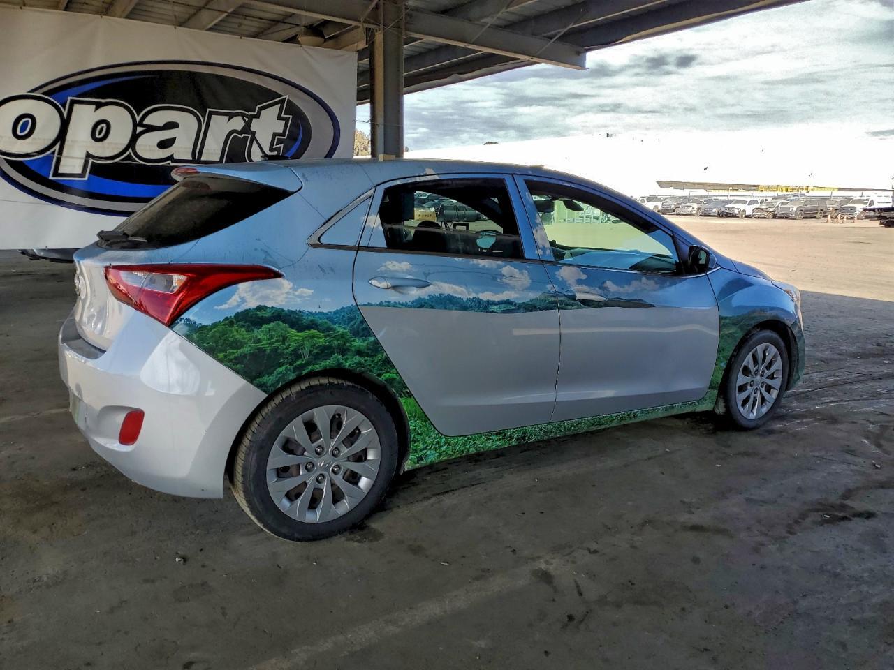 2017 Hyundai Elantra Gt - Фото 3