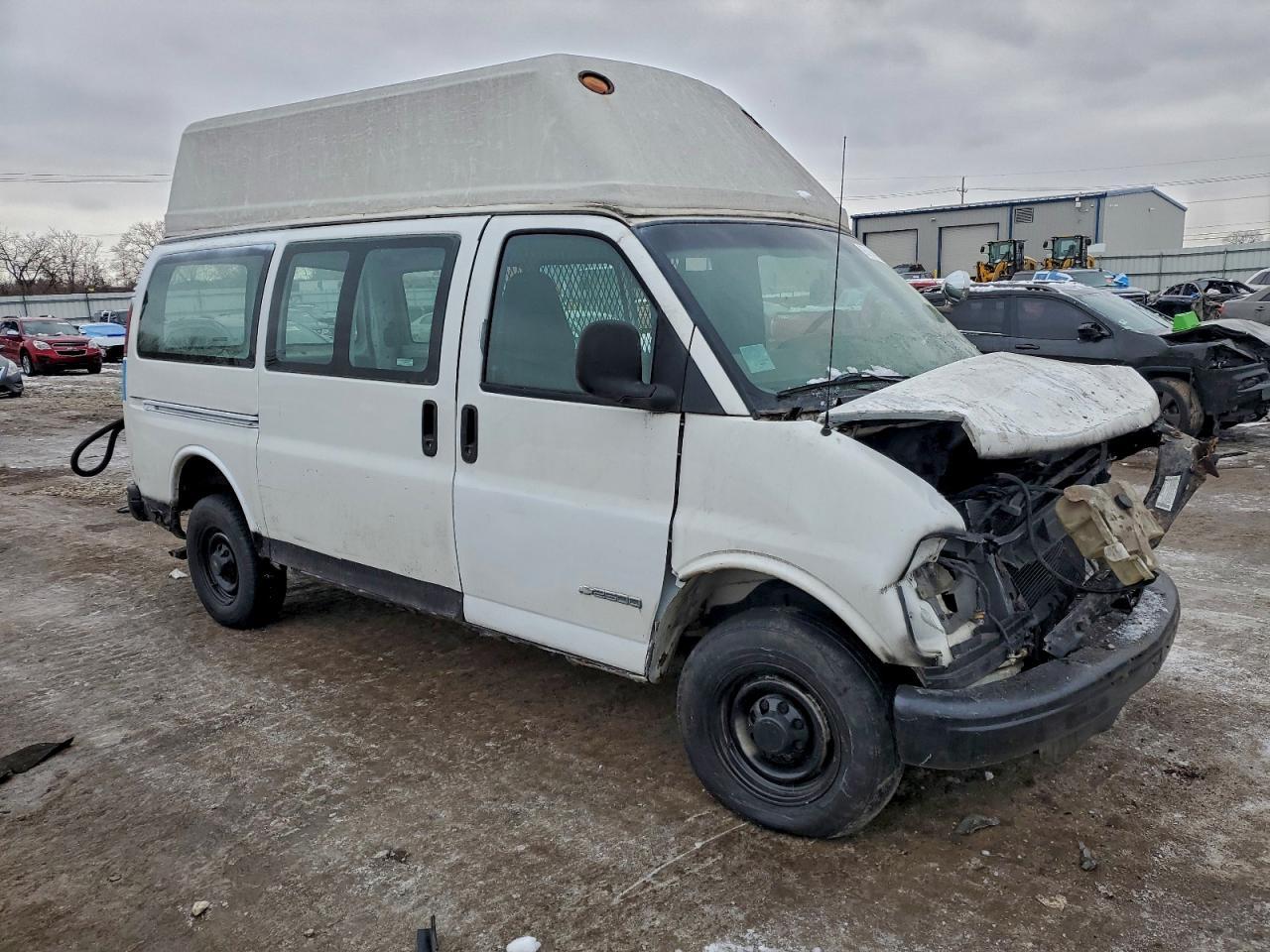 2001 Chevrolet Express G2500 - Фото 4