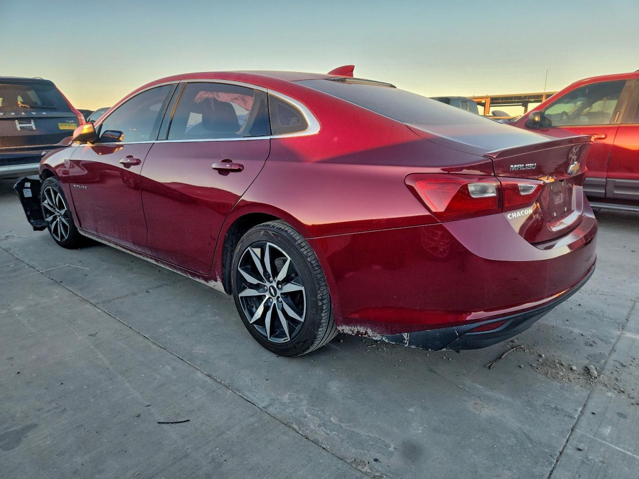 2017 Chevrolet Malibu Lt - Фото 2