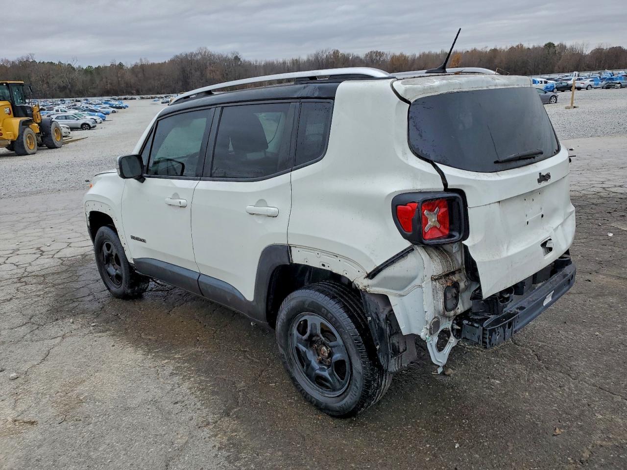 2015 Jeep Renegade Limited - Фото 2