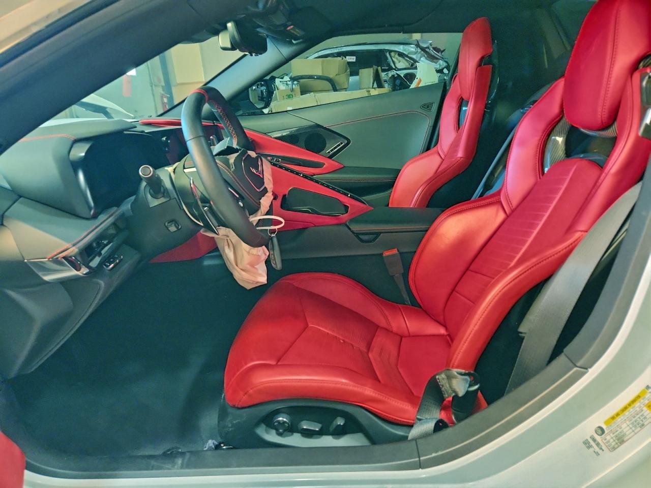 2025 Chevrolet Corvette Stingray 2Lt - Image 7