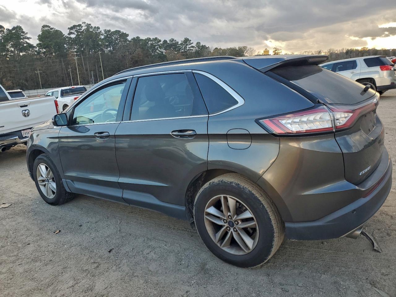 2018 Ford Edge Sel - Image 2