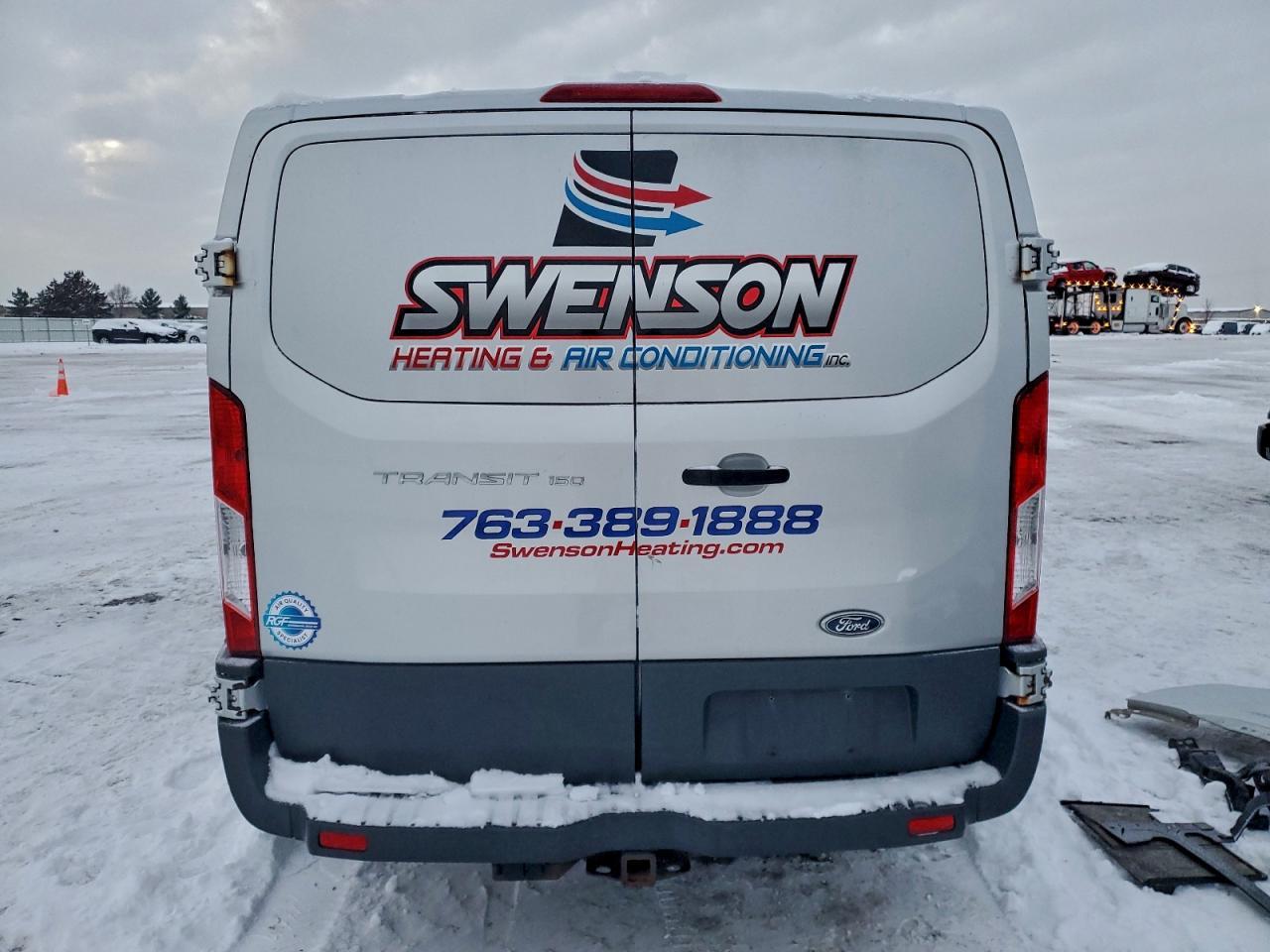 2015 Ford Transit T-150 - Фото 6