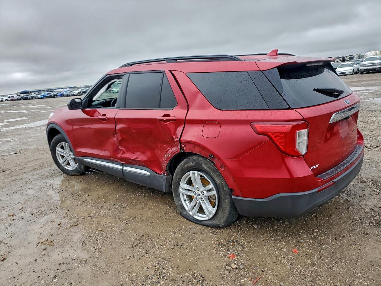 2020 Ford Explorer Xlt - Фото 2