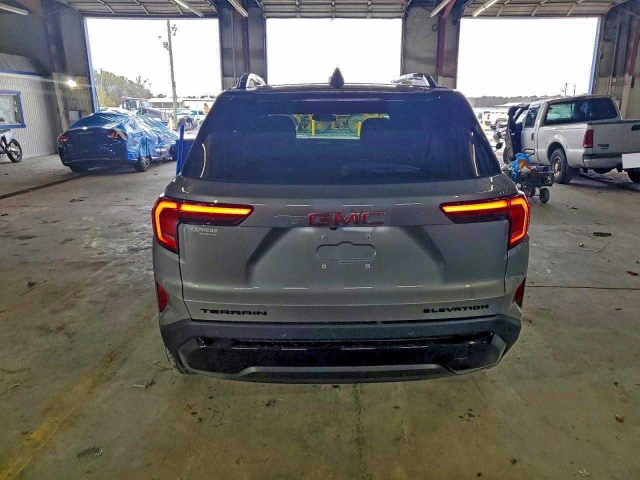 2026 GMC Terrain Elevation - Фото 6