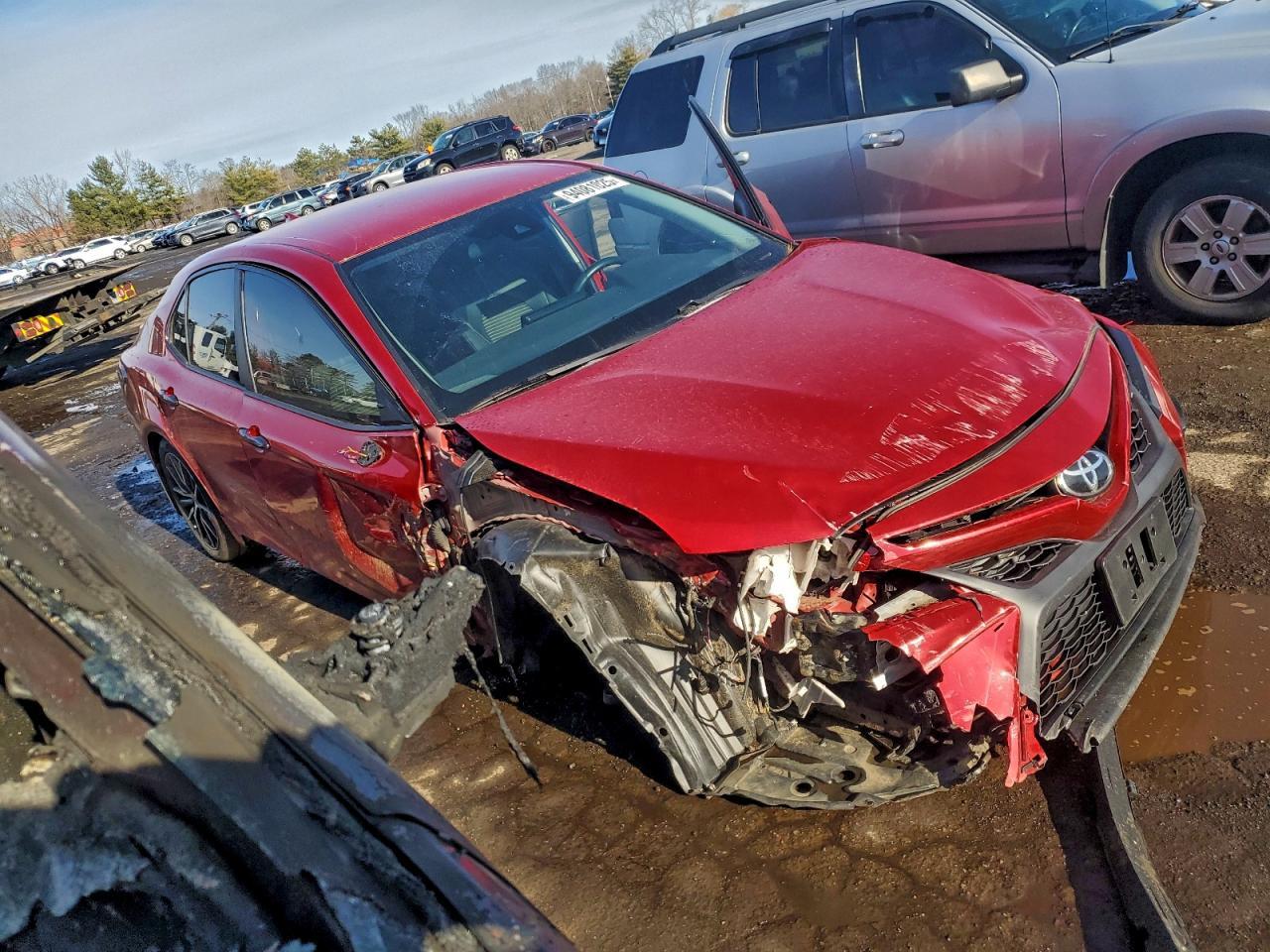 2021 Toyota Camry Se - Фото 4