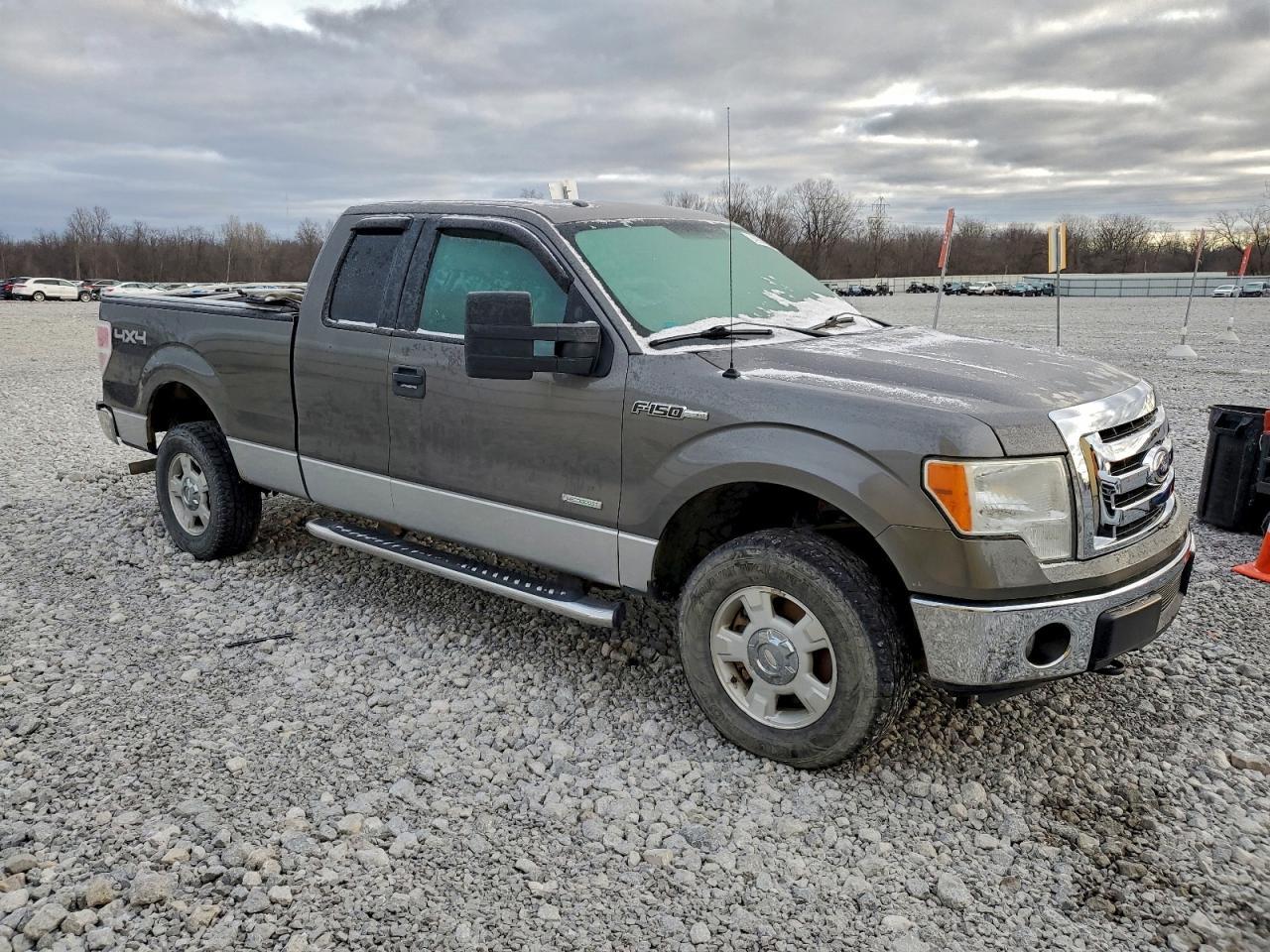 2011 Ford F150 Super Cab - Фото 4