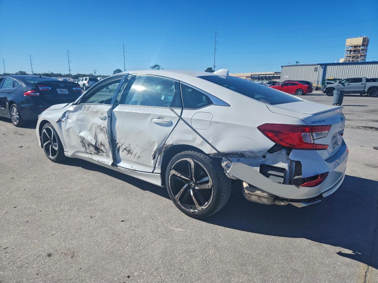 2020 Honda Accord Sport - Фото 2