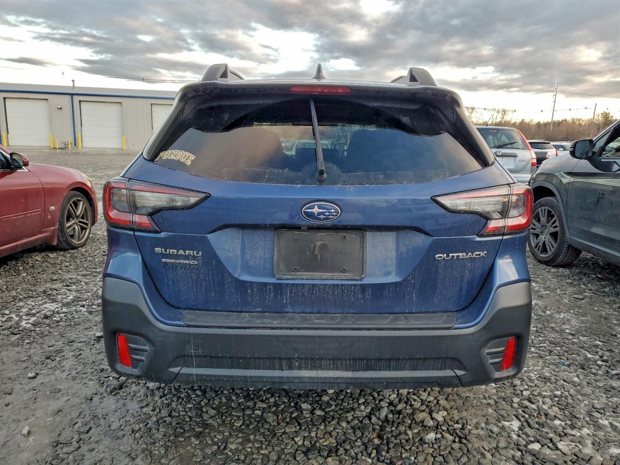 2021 Subaru Outback Premium - Image 6