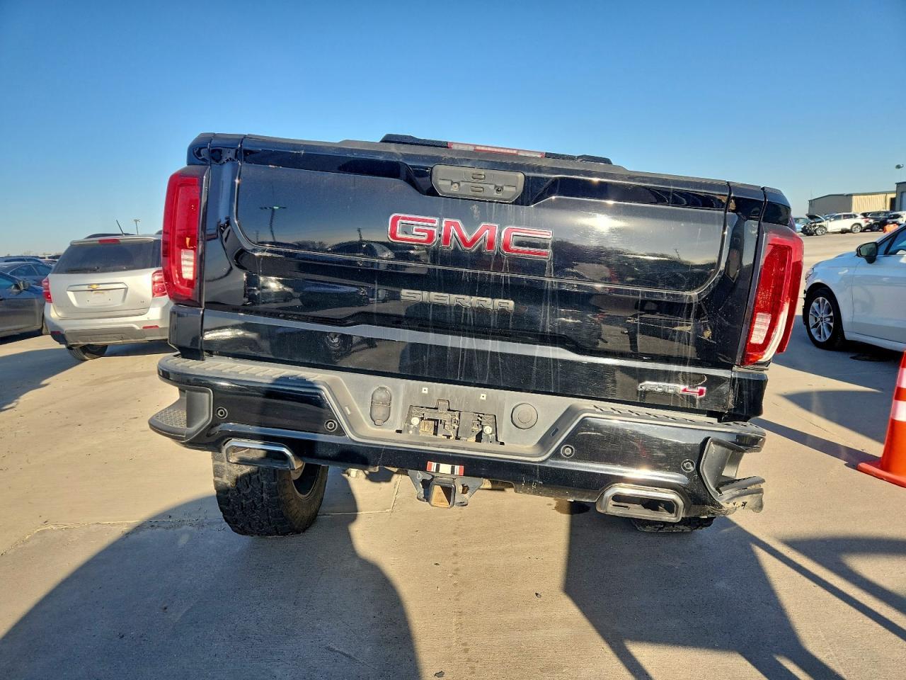 2019 GMC Sierra K1500 At4 - Фото 6