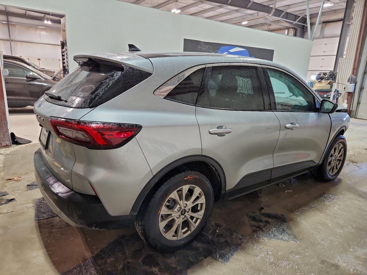 2023 Ford Escape Active - Фото 3