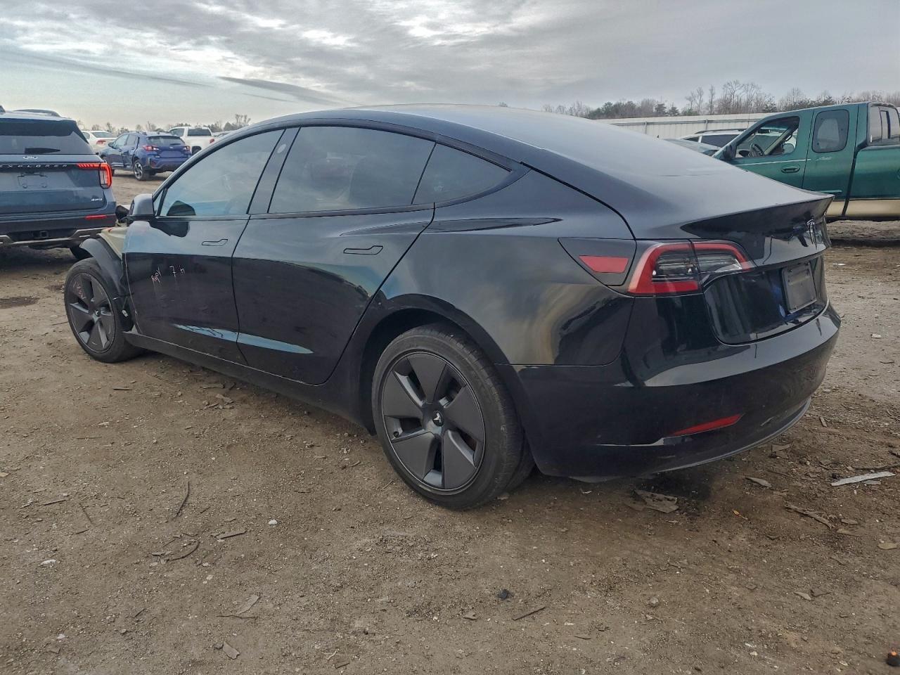 2023 Tesla Model 3 - Image 2