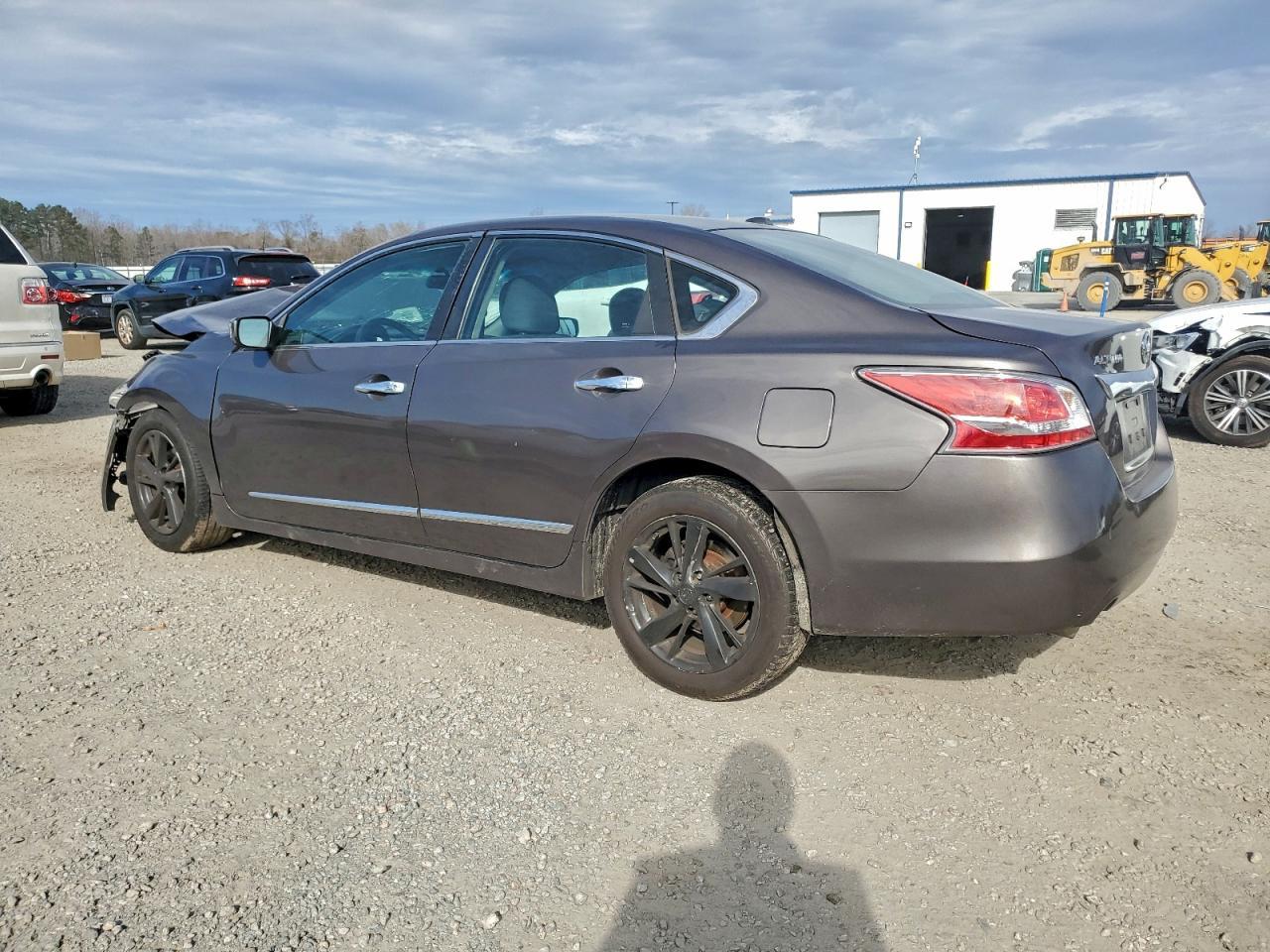 2015 Nissan Altima 2.5 - Image 2