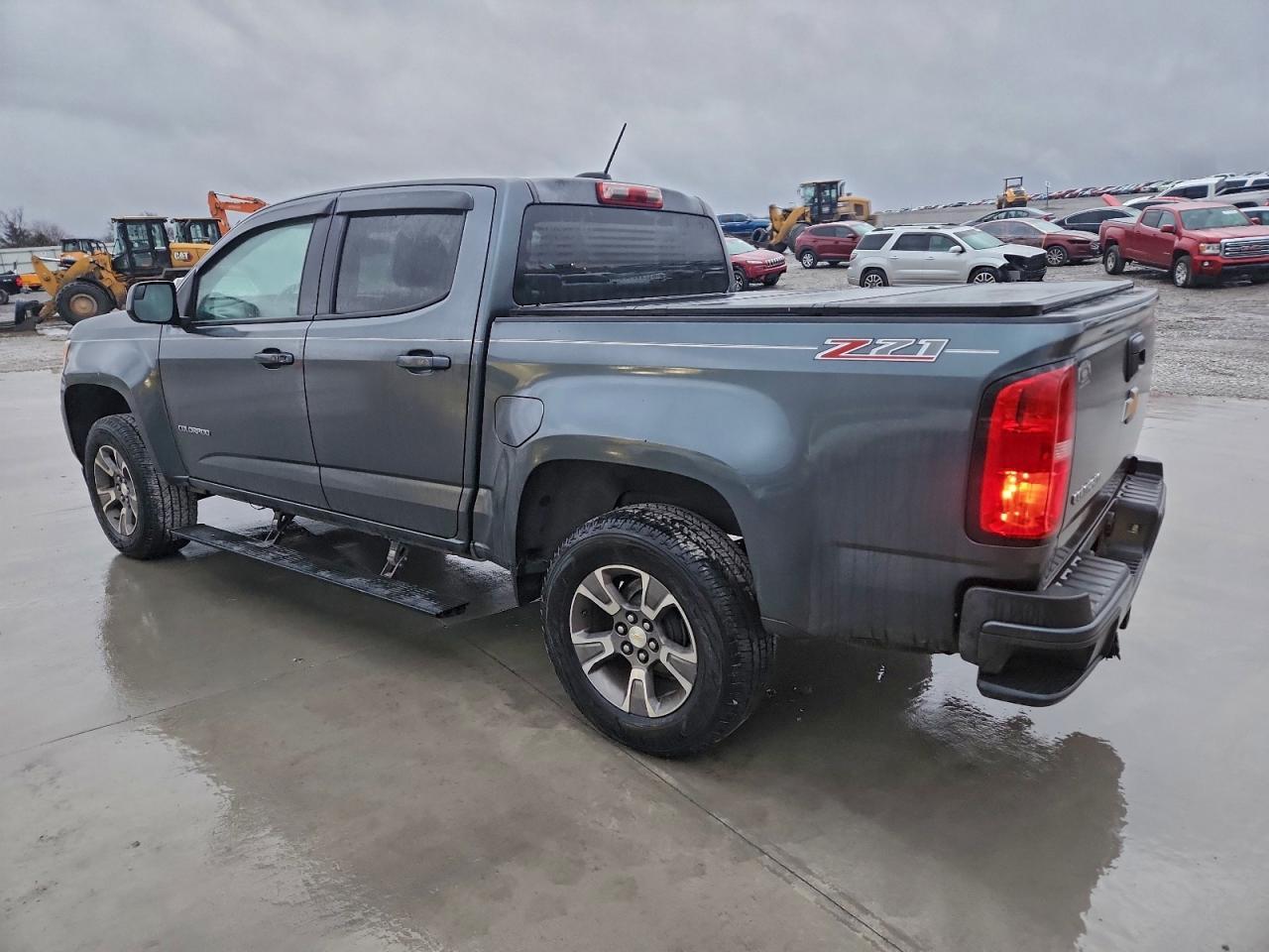 2015 Chevrolet Colorado Z71 - Image 2