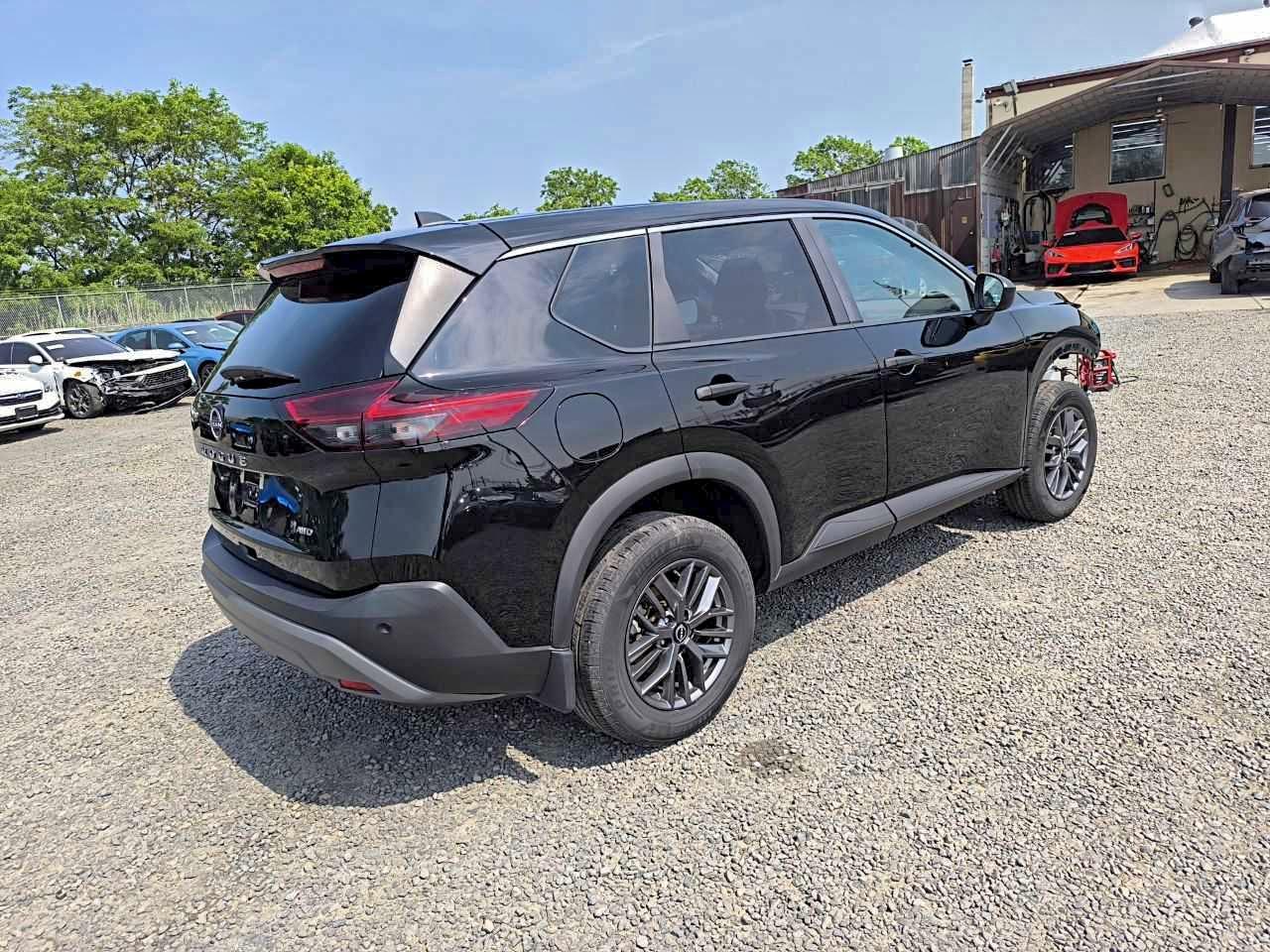 2023 Nissan Rogue S - Фото 4