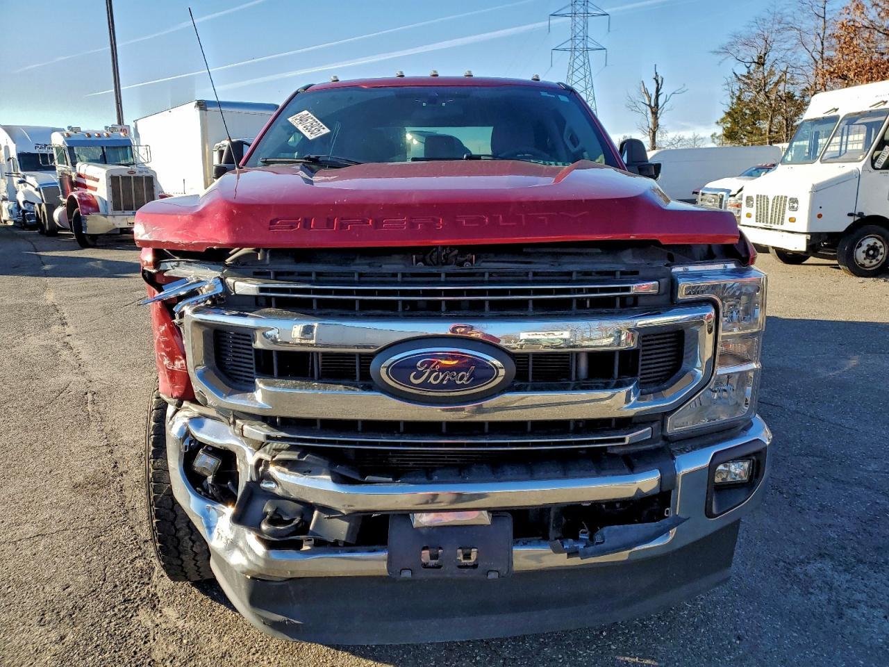 2022 Ford F350 Super Duty - Image 5