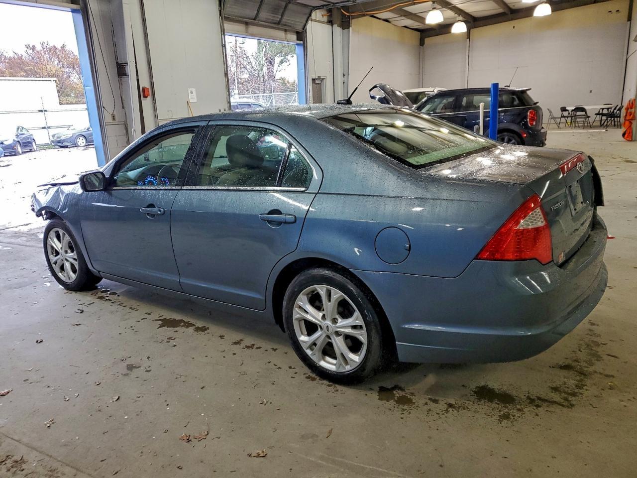 2012 Ford Fusion Se - Фото 2