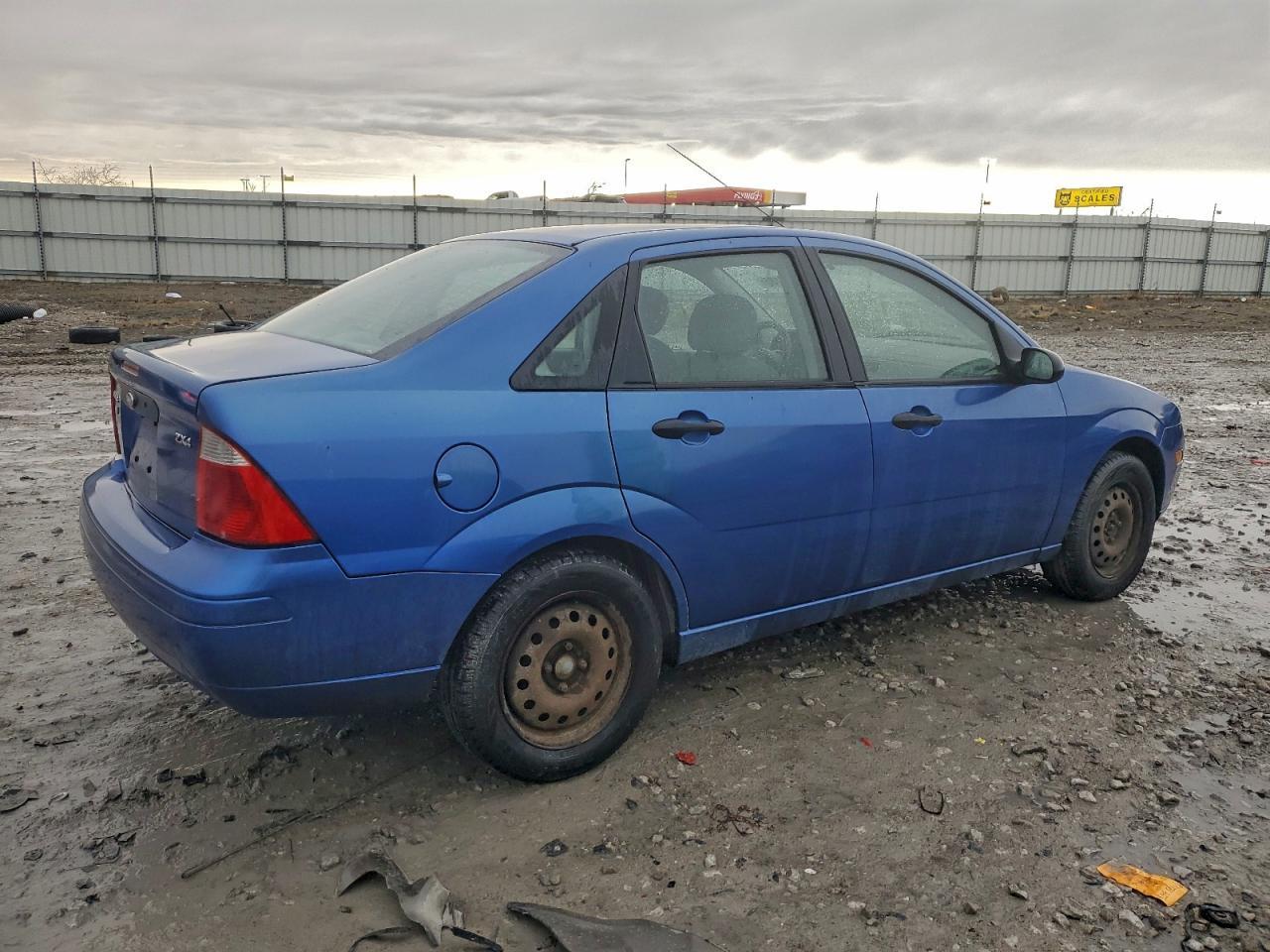 2005 Ford Focus Zx4 - Фото 3