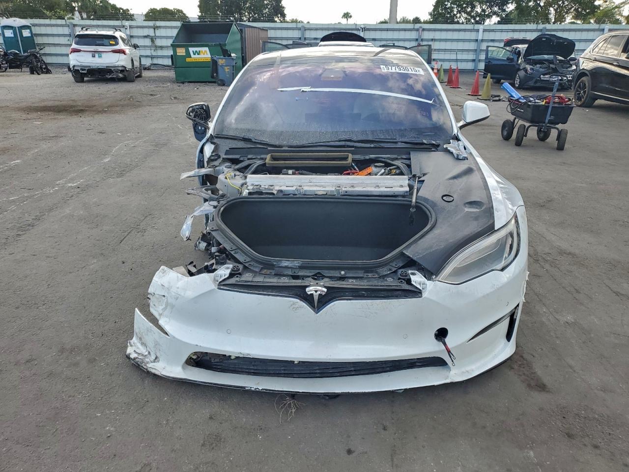 2022 Tesla Model S - Фото 5