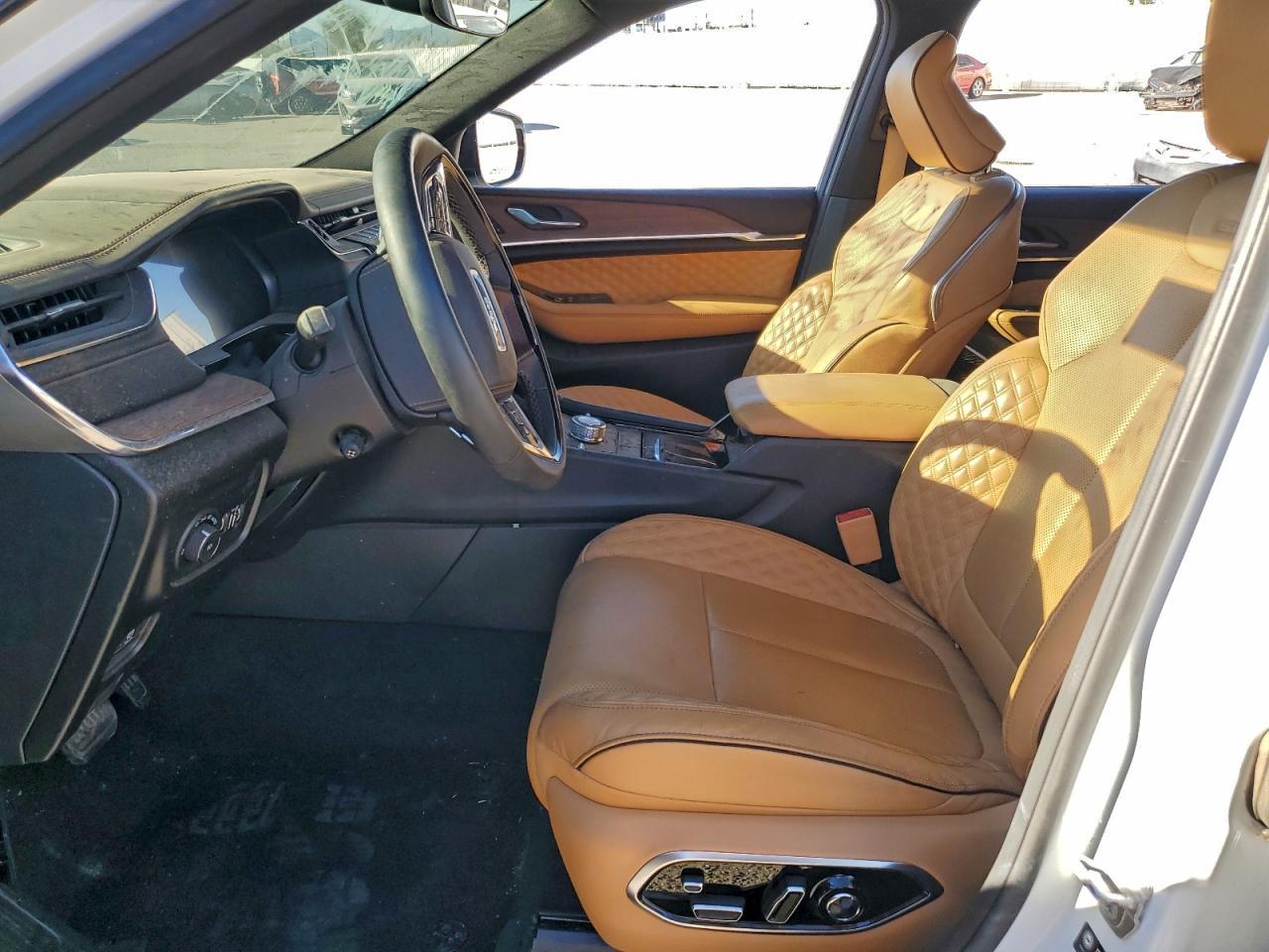 2025 Jeep Grand Cherokee L Summit - Фото 7