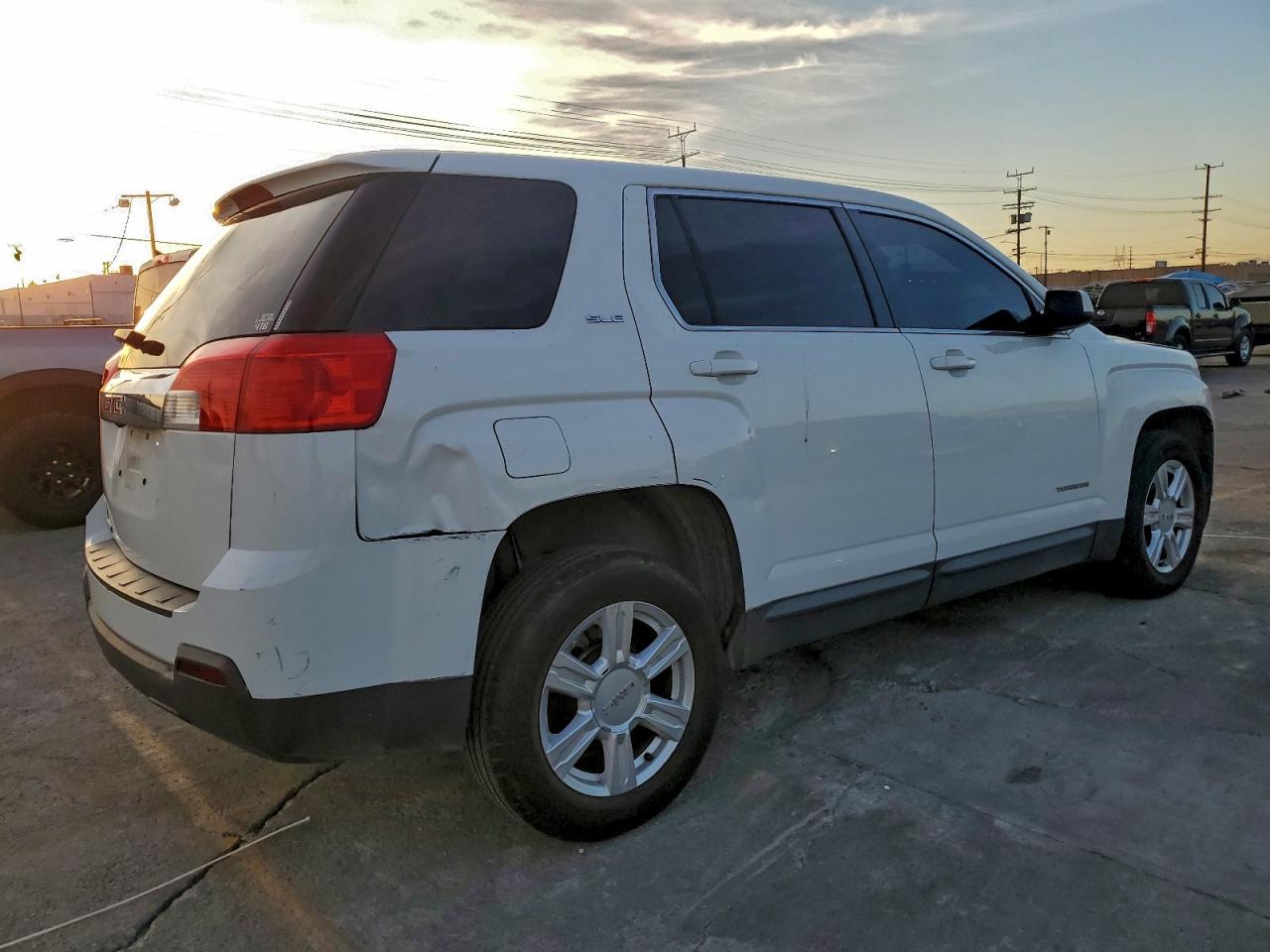 2015 GMC Terrain Sle - Image 3