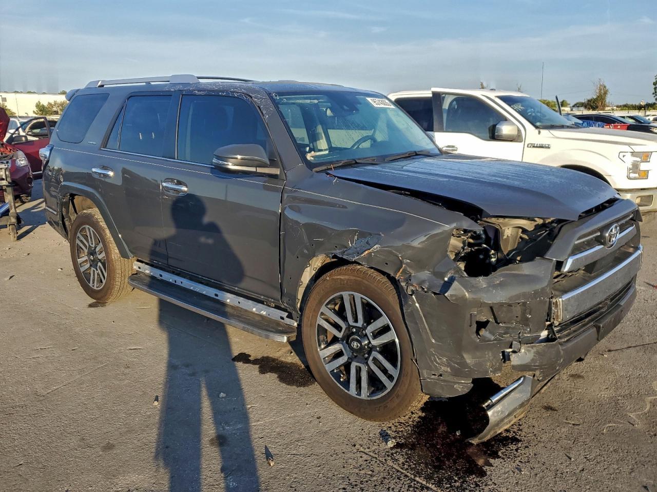 2024 Toyota 4Runner Limited - Фото 4