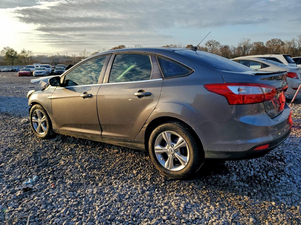 2012 Ford Focus Se - Фото 2