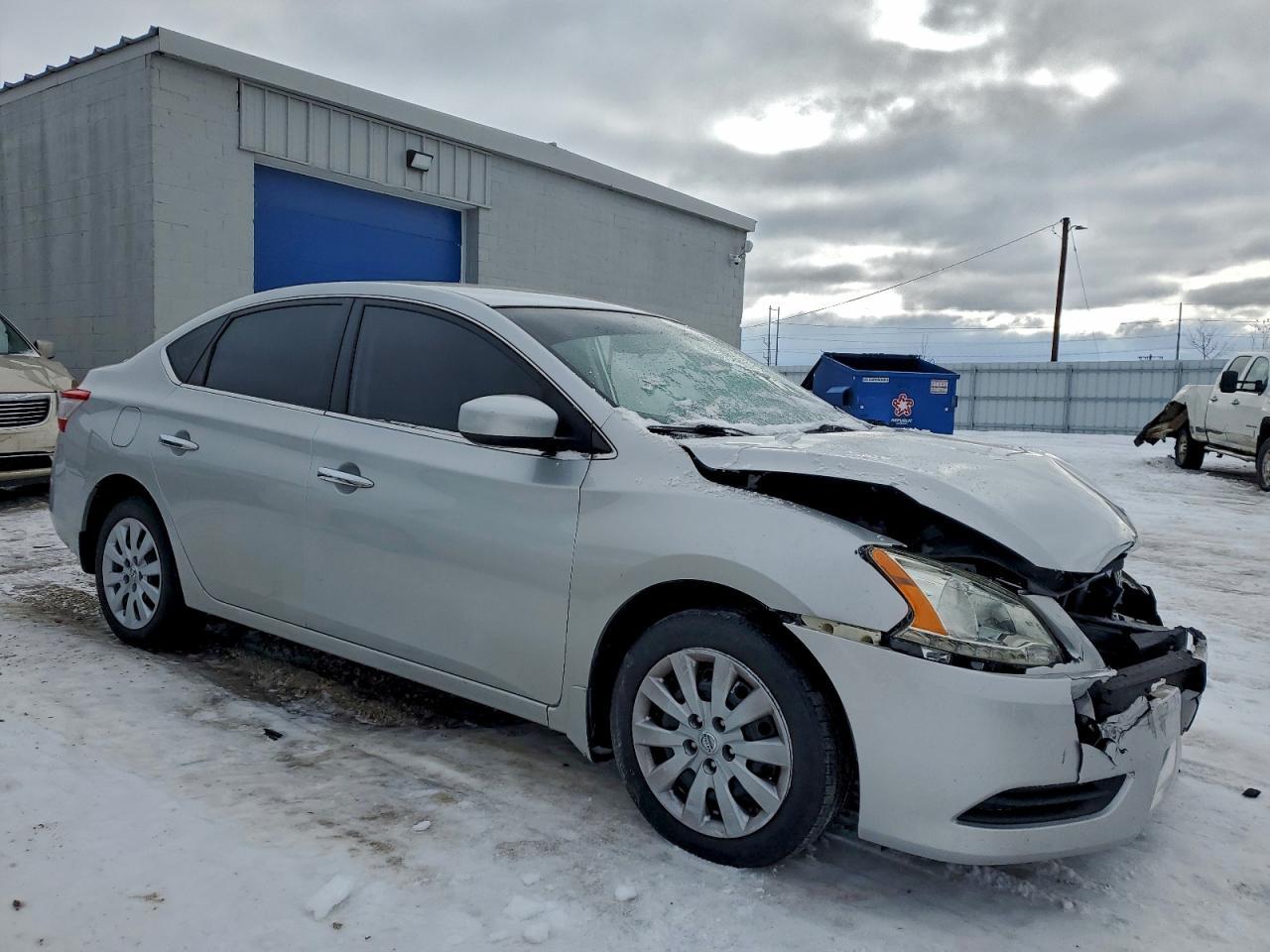2015 Nissan Sentra S - Фото 4