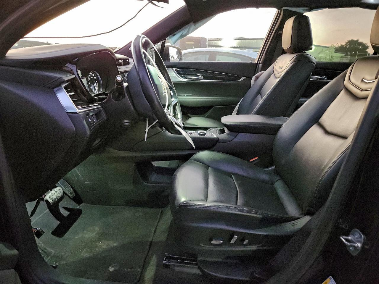 2024 Cadillac Xt6 - Фото 7