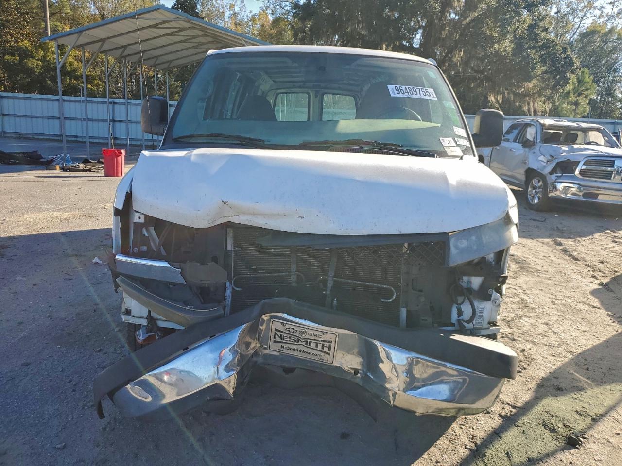 2015 Chevrolet Express G2500 - Фото 5