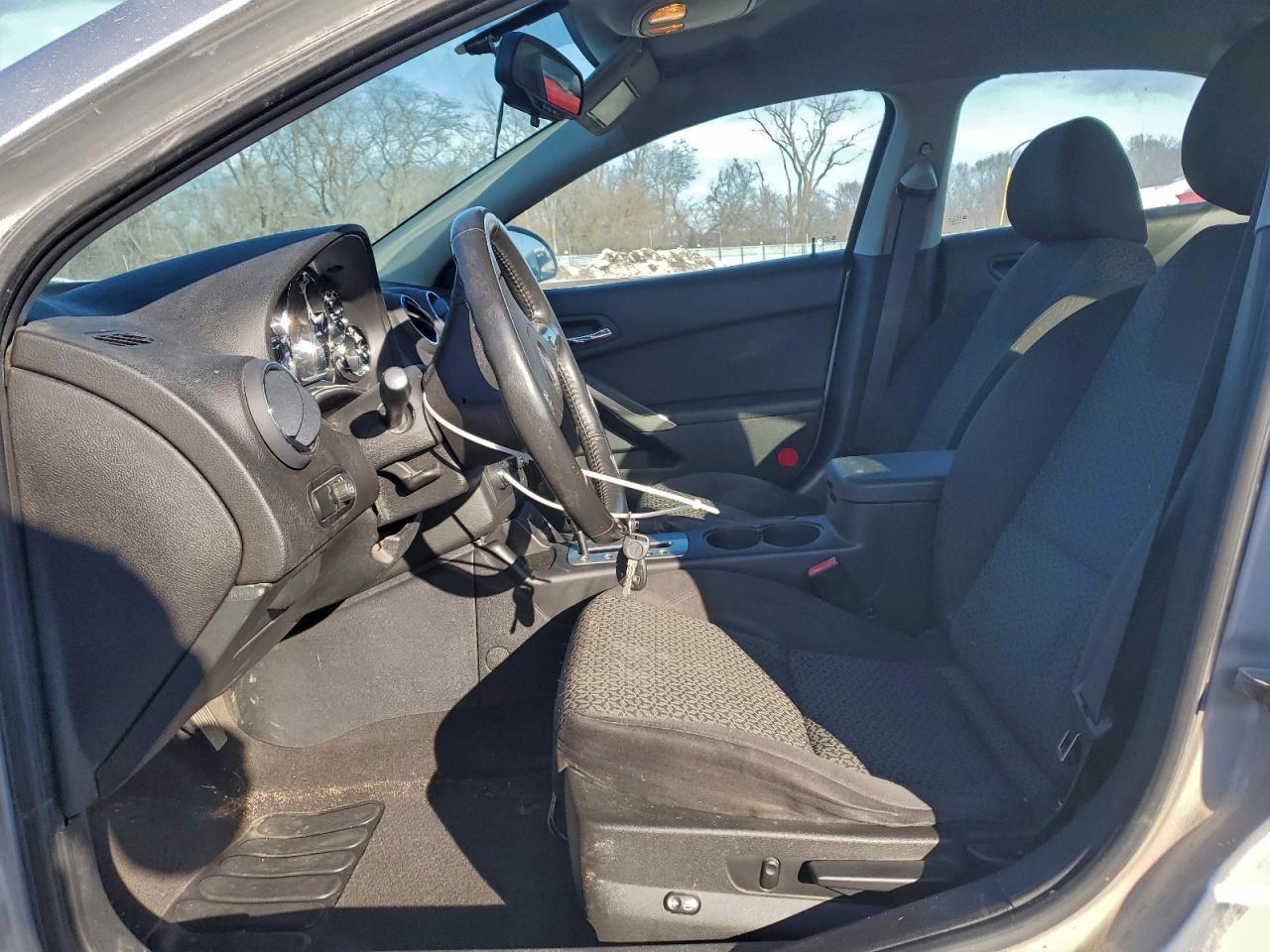 2010 Pontiac G6 - Фото 7